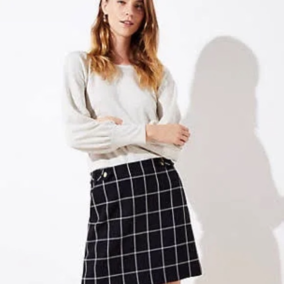 Ann Taylor LOFT Black and White Plaid Skirt with Gold Buttons, Size 8 - Picture 2 of 10